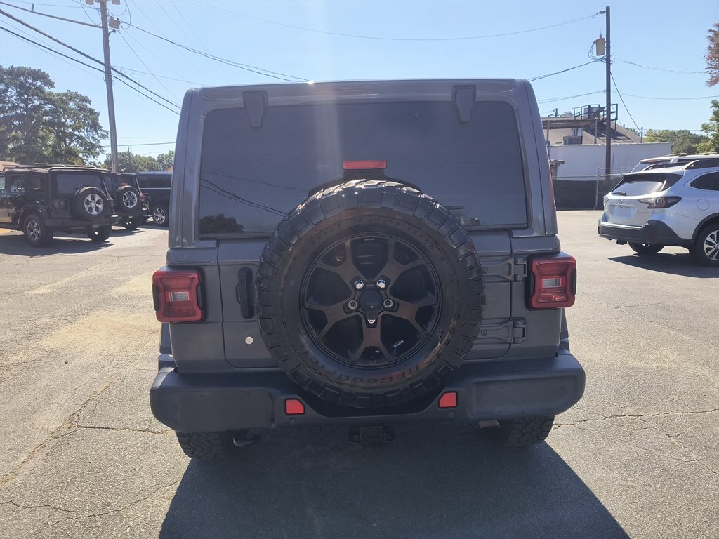 Used 2019 Jeep Wrangler Unlimited Sahara w/ Quick Order Package 24M Moab AWD/4WD image 4