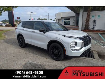 Used 2024 Mitsubishi Outlander SE Black Edition
