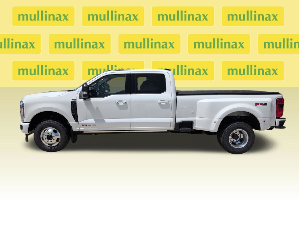 New 2026 Ford F350 Platinum w/ FX4 Off-Road Package AWD/4WD image 11