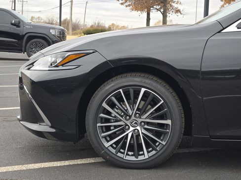 New 2025 Lexus ES 350 w/ Premium Package image 5