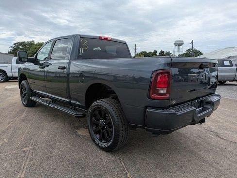 Used 2025 RAM 2500 Big Horn AWD/4WD image 6