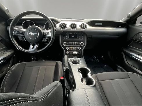 Used 2022 Ford Mustang GT RWD image 7