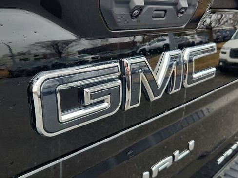 Used 2025 GMC Sierra 2500 Denali Ultimate image 30