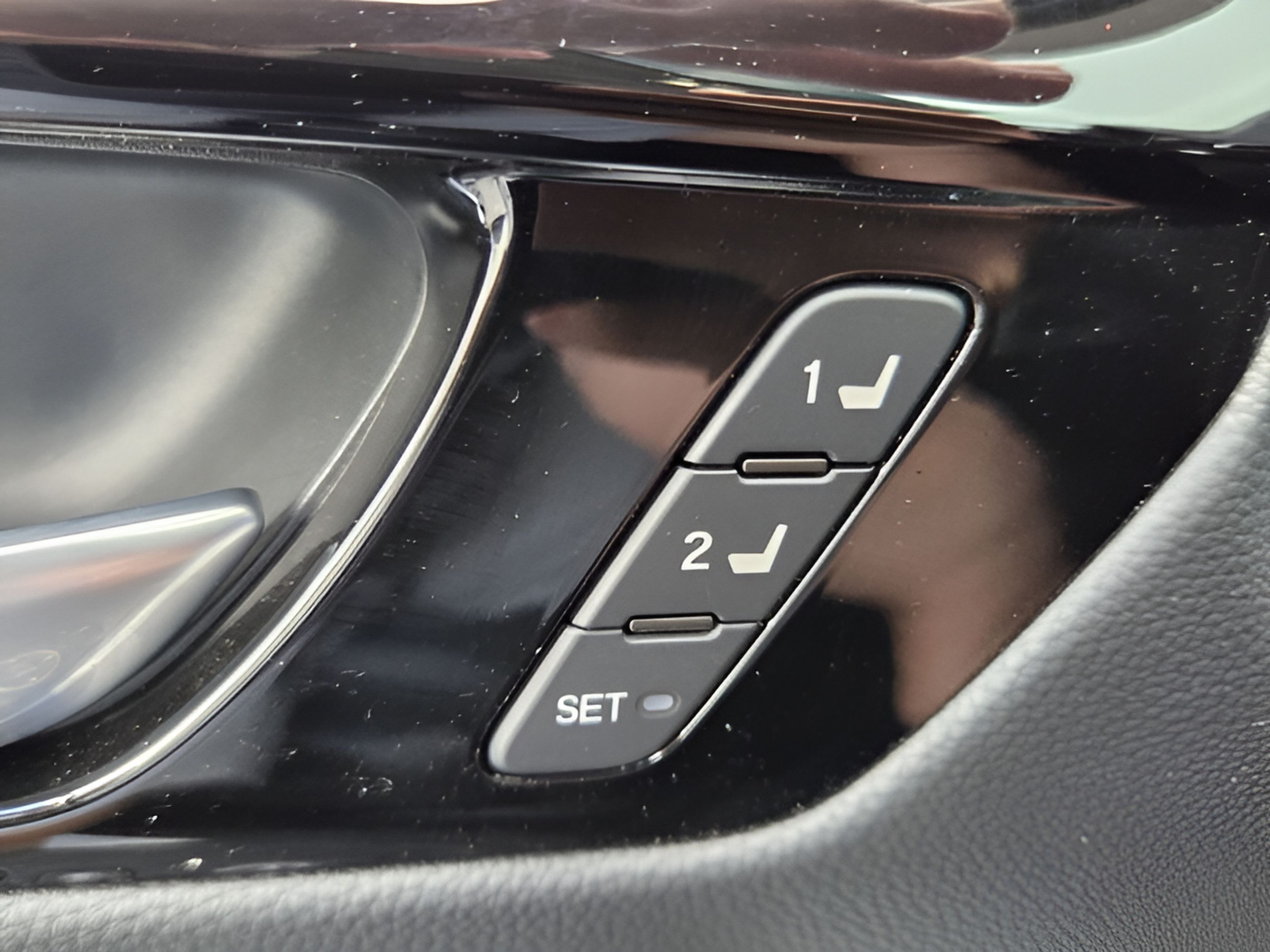 Used 2024 Honda CR-V EX-L image 29