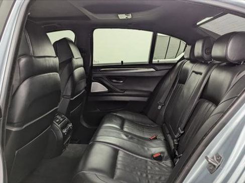 Used 2015 BMW M5 image 17