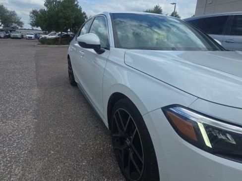 Used 2023 Honda Civic Sport Touring image 6