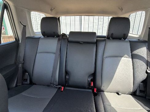 Used 2024 Toyota 4Runner SR5 Premium image 19