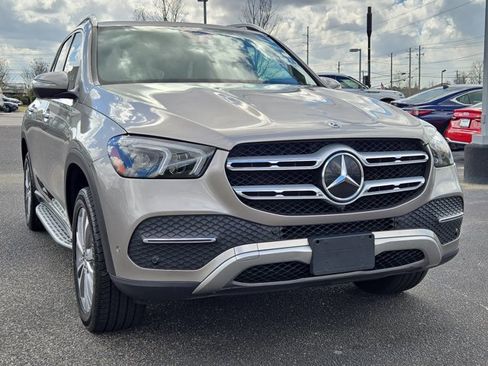 Used 2020 Mercedes-Benz GLE 350 4MATIC w/ Premium Package image 4