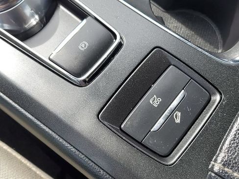 Used 2017 Ford Fusion S FWD image 19