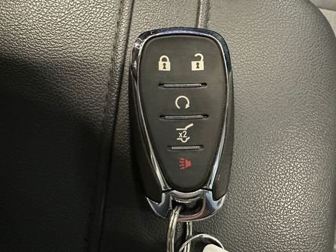Used 2020 Chevrolet Blazer LT FWD image 17