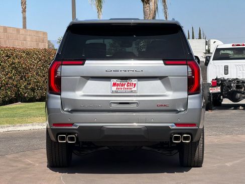 New 2026 GMC Yukon Denali w/ Denali Reserve Package AWD/4WD image 5
