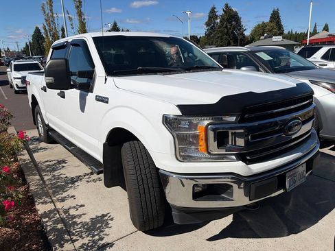 Used 2018 Ford F150 XLT w/ Trailer Tow Package AWD/4WD image 5