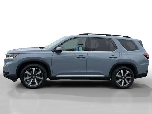 Certified 2023 Honda Pilot Elite image 2