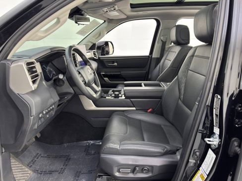 Used 2022 Toyota Tundra Limited image 17