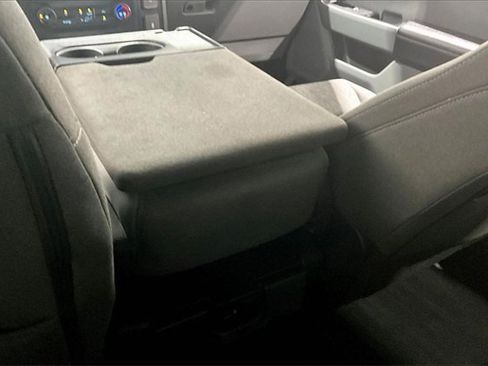 Used 2022 Ford F150 XLT image 11
