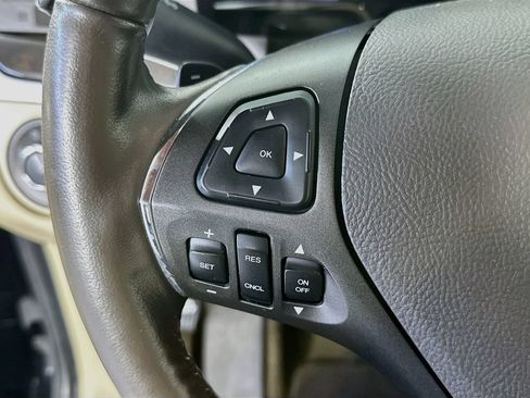Used 2016 Lincoln MKS AWD image 24