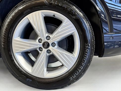Used 2026 Audi Q4 e-tron Premium Plus w/ Premium Plus AWD/4WD image 30