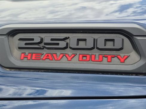 Used 2022 RAM 2500 Laramie AWD/4WD image 7
