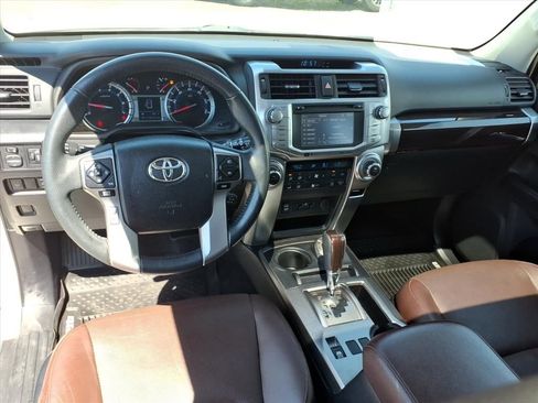 Used 2017 Toyota 4Runner Limited AWD/4WD image 20