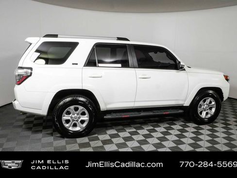 Used 2023 Toyota 4Runner SR5 Premium w/ Moonroof Package RWD image 2