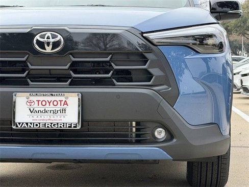 New 2026 Toyota Corolla Cross XLE image 9