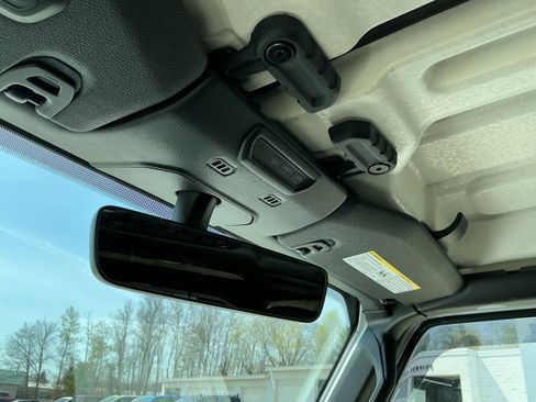 Used 2021 Jeep Wrangler Unlimited Sahara AWD/4WD image 10