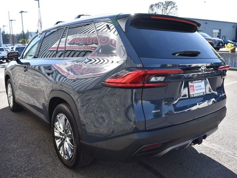 Certified 2024 Toyota Grand Highlander AWD image 7