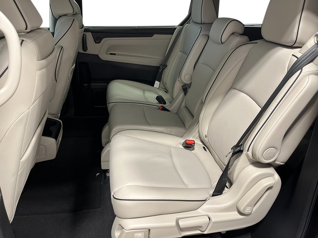 New 2027 Honda Odyssey Touring image 21