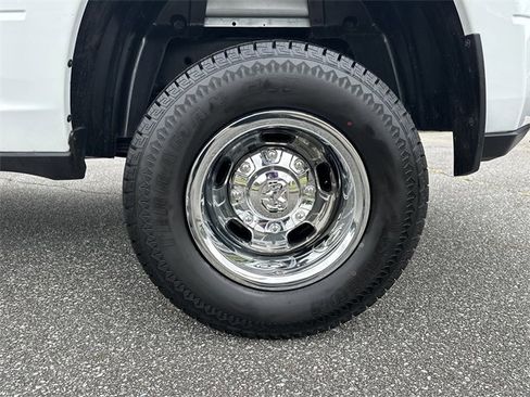Used 2024 RAM 3500 Big Horn image 19