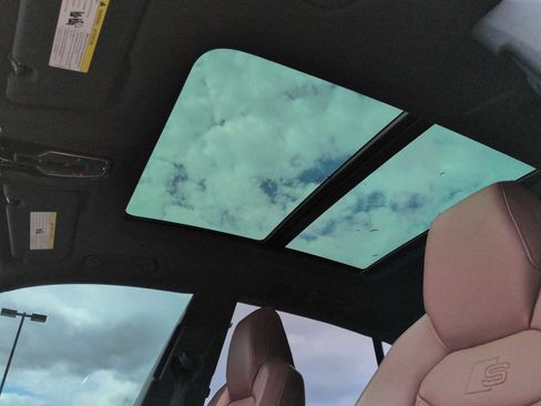 Used 2023 Audi SQ8 Premium Plus w/ Carbon Optic Package AWD/4WD image 20