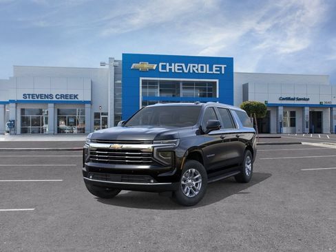 New 2026 Chevrolet Suburban LT w/ Comfort Package RWD image 8