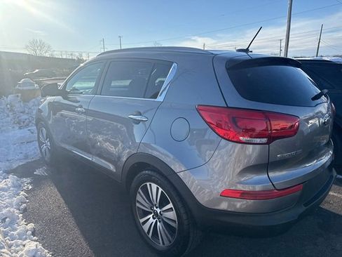 Used 2016 Kia Sportage EX image 4