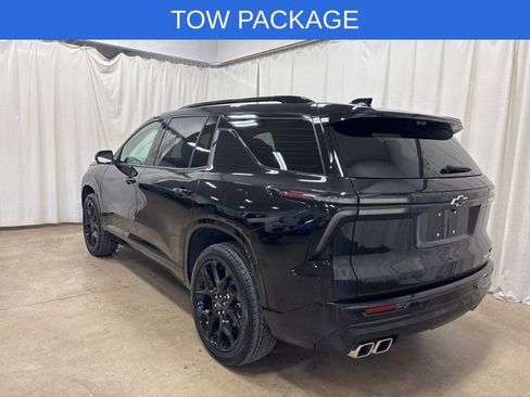 Used 2025 Chevrolet Traverse RS w/ LPO, Floor Liner Package AWD/4WD image 7