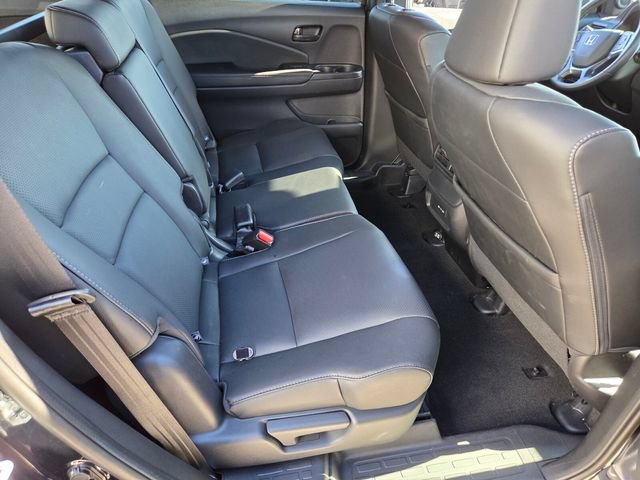 Used 2025 Honda Passport EX-L image 14
