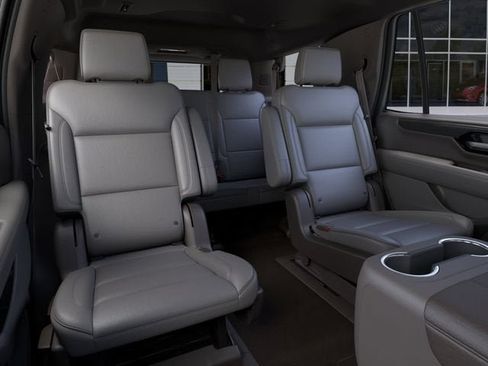 New 2026 GMC Yukon Elevation w/ Elevation Premium Package AWD/4WD image 17