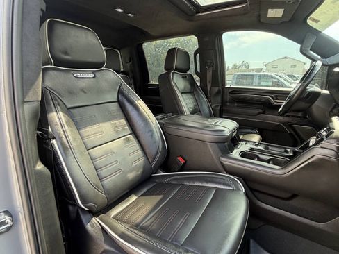 Used 2024 GMC Sierra 2500 AT4X AWD/4WD image 20