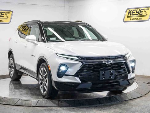 Used 2024 Chevrolet Blazer RS w/ Driver Confidence II Package FWD image 5