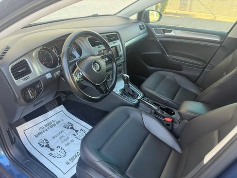 Used 2015 Volkswagen Golf TDI S FWD image 11