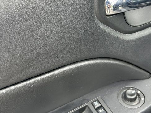 Used 2017 Jeep Patriot High Altitude FWD image 12
