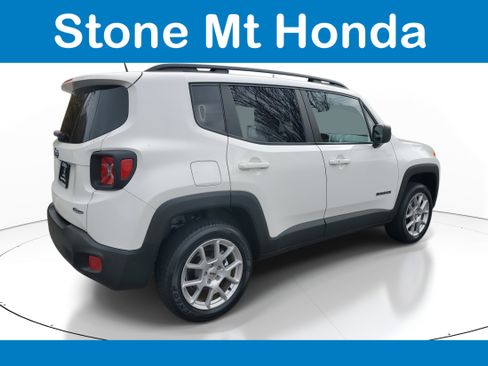 Used 2022 Jeep Renegade Latitude image 6