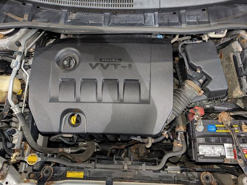 Used 2010 Toyota Corolla LE image 45