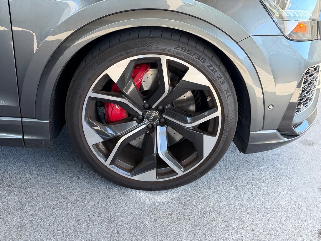 Used 2023 Audi RS Q8 AWD/4WD image 9