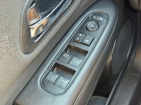 Used 2020 Honda HR-V Sport image 22