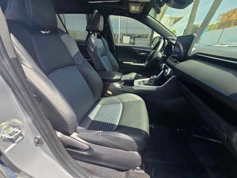 Used 2023 Toyota RAV4 XSE AWD/4WD image 10