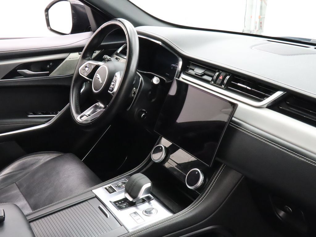 Used 2024 Jaguar F-PACE R-Dynamic S AWD/4WD image 30