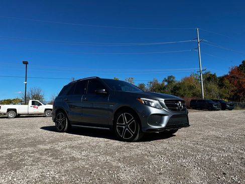 Used 2019 Mercedes-Benz GLE 43 AMG 4MATIC image 4