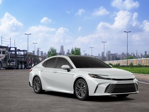 New 2026 Toyota Camry XLE AWD/4WD image 15