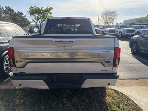 Used 2018 Ford F150 Platinum w/ Equipment Group 701A Luxury image 7