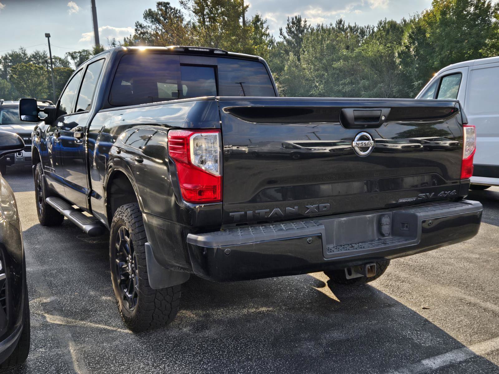 Used 2018 Nissan Titan SV w/ SV Convenience Package AWD/4WD image 5