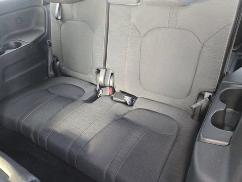 Certified 2025 Honda Pilot Sport image 13
